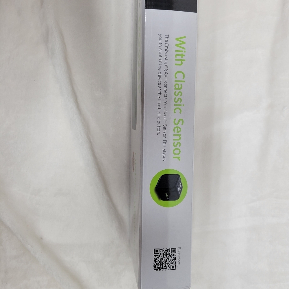 Surge protected Power Strip emberstrip 8 AV+ New in box - Picture 2 of 8